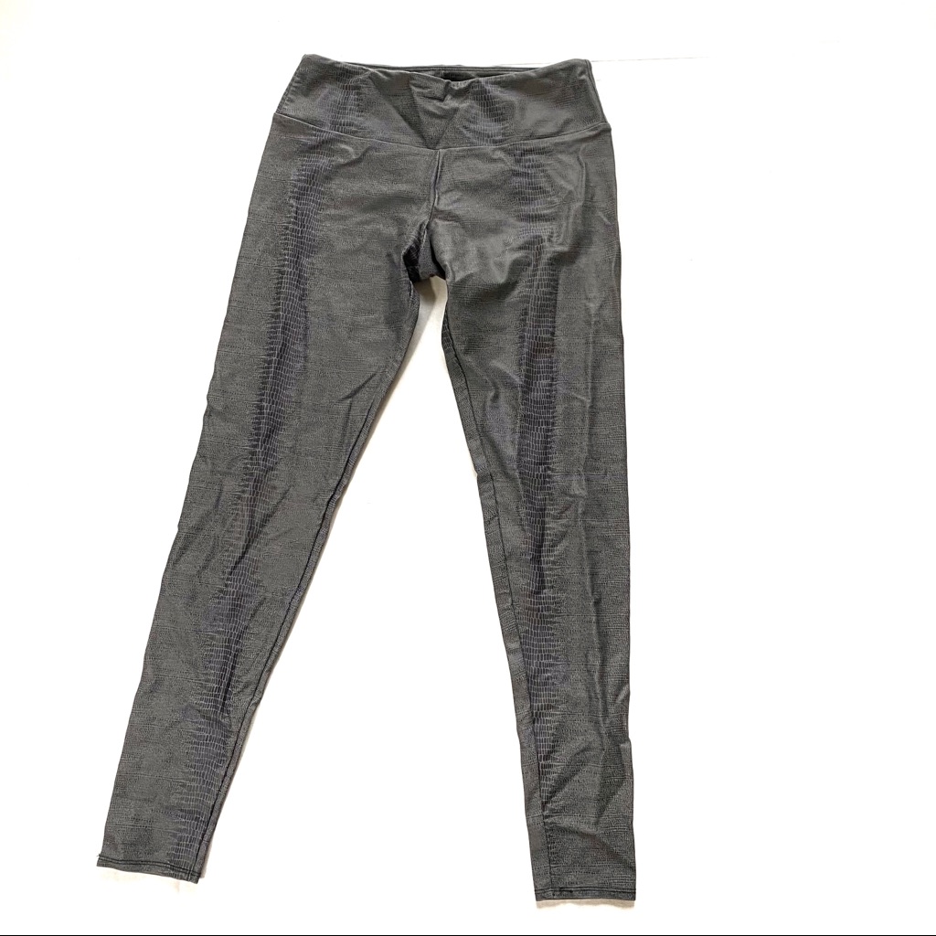 Onzie Charcoal Snakeskin Leggings